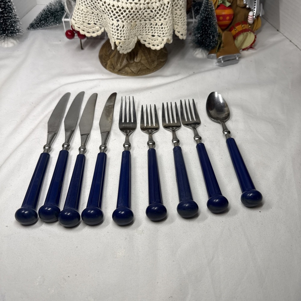 Flatware,Oxford Hall 4 Forks 1 Spoon 4 Knifes Blue Handle Stainless Japan VTG.